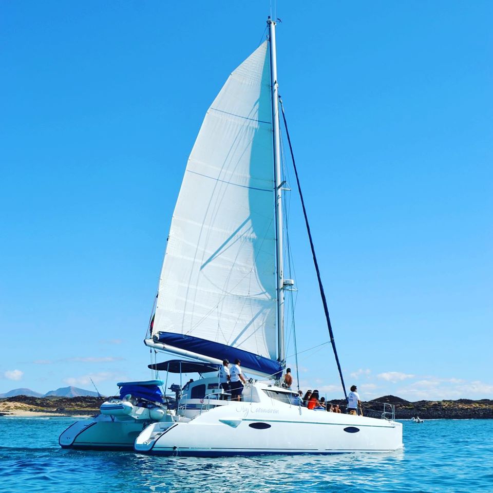 Catamaran excursion to Lobos Island. All inclusive, small groups